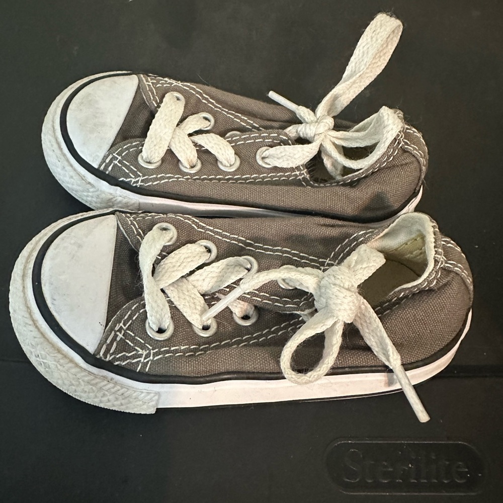 Toddler Kid Boy Girl Chuck Converse Sneakers Tennis Shoe Sz 5 Gray